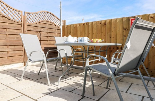 Portreath Cottage | BEACH COTTAGE, pet friendly, country holiday cottage in Portreath
