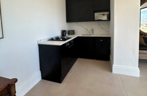 Mountainside Apartment | Beautiful private ocean view apartment with garden, Gordon’s bay, Cape Town