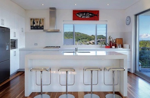 Gerroa House | BLUE SALT-Spectacular water views. Wood Burner Fire. 15% discount all winter.