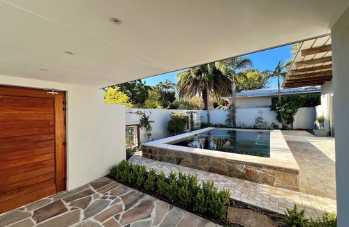 Stellenbosch Villa | Breathtaking views of Jonkershoek valley mountains. Modern. Private Pool.