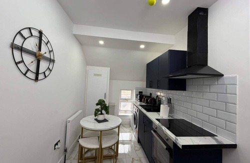 Riverside Apartment | Cardiff Central Gem - 2 Bed Apartment