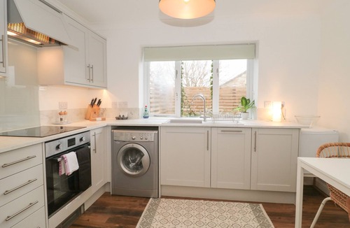 Corfe Castle Cottage | CASTLE VIEW ANNEX, pet friendly, with a garden in Corfe Castle