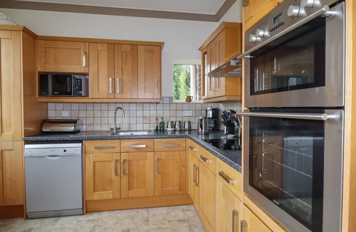 Llanbedr-dyffryn-clwyd Cottage | Cedar Gardens