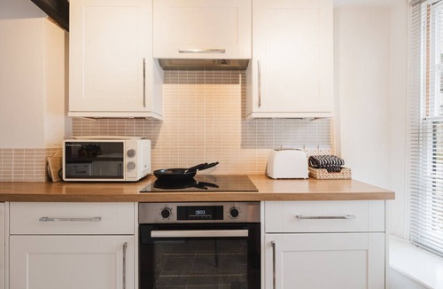 Dursley Cottage | Charming Cotswolds Retreat in the Heart of Dursley