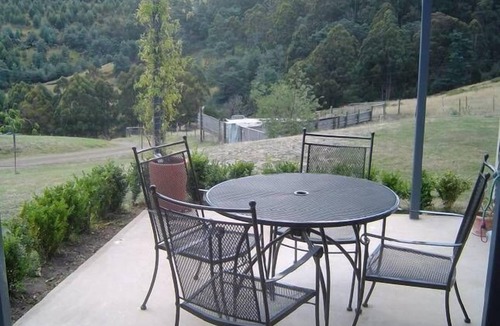 Cygnet Apartment | Cherryview Studio Retreat