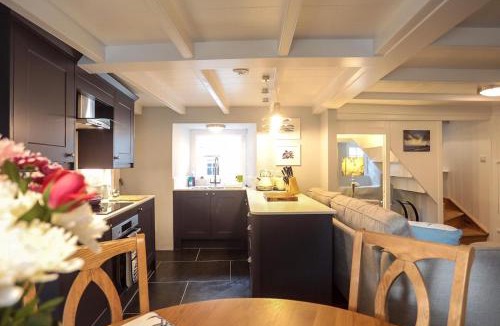 St Just House | Cobble Cottage