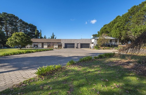 Kyneton Bed & Breakfast | Comfortable and Lovely Bodkin Cottage - Room 1