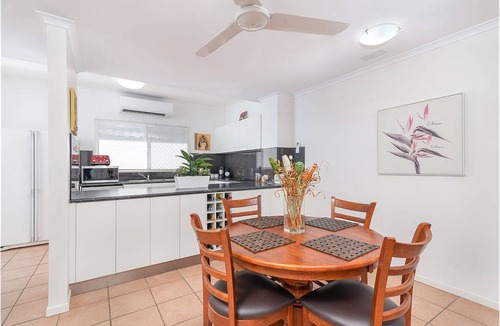 Port Douglas House | Complete 2 bed townhouse 200 metre from beach - your home away from home