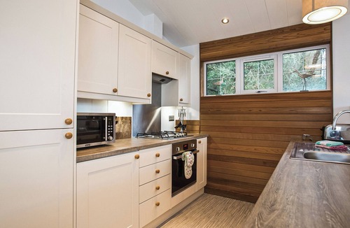 Mullion Ski Chalet | Constantine Premier Lodge