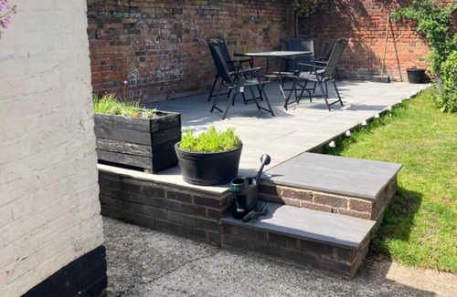 Devizes House | Copper Cottage