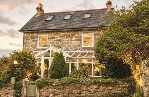 St Ives House | Cornish Farm House, with stunning gardens, and parking for 3 cars
