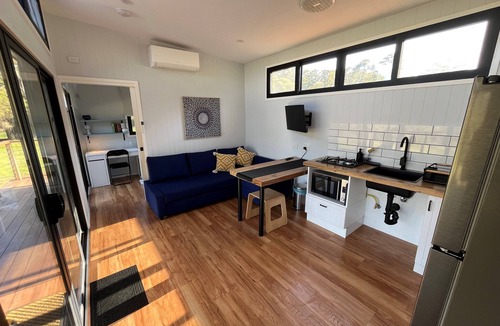 Ocean Beach Cabin | Cosy Forest Beach Cabin Retreat Near the Beach