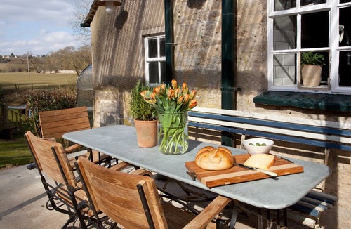 Long Hanborough Cottage | Cotswold Cottage on The Blenheim Palace Estate near Oxford