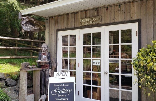 Sooke Cabin | Cute Studio on Oceanfront Property, Parking