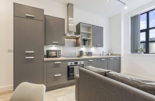 Bordesley Apartment | Digbeth Square | Central | Sleeps 2 | Bullring