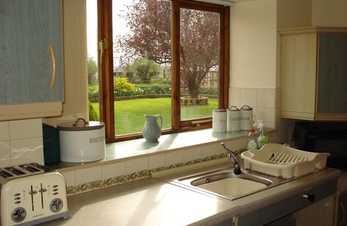 Lower Godney Bed & Breakfast | Double-gate Farm
