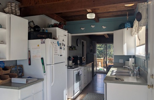 Florence Cabin | Driftwood Heights at Heceta Beach