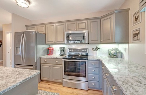 Foscoe Condo | Echota Wintergreens 1611-Mtn Condo, Gated Resort, Indoor/Outdoor Pools & Hot Tub