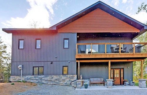 Bobcaygeon Cottage | Family Cottage Retreat w/Hot Tub & Games