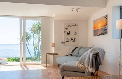 Downderry Apartment | Finest Retreats | The Artist's Studio
