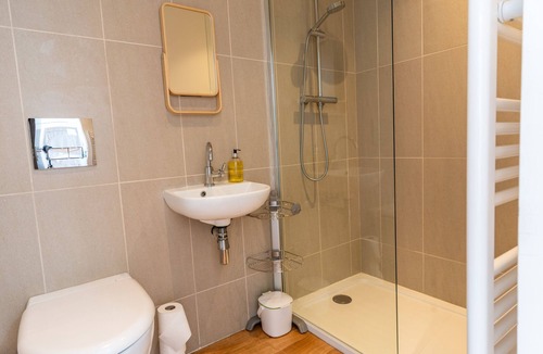 Downderry Apartment | Finest Retreats | The Artist's Studio