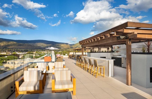 Okanagan-Similkameen Hotel | Four Points by Sheraton Penticton at the Convention Centre