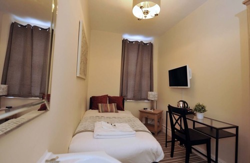Barry Bed & Breakfast | Gails Guest House