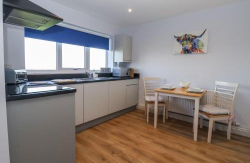 Tunstall House | Genesis
