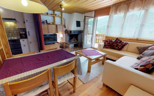 Sankt Moritz-Bad Apartment | Giant 2
