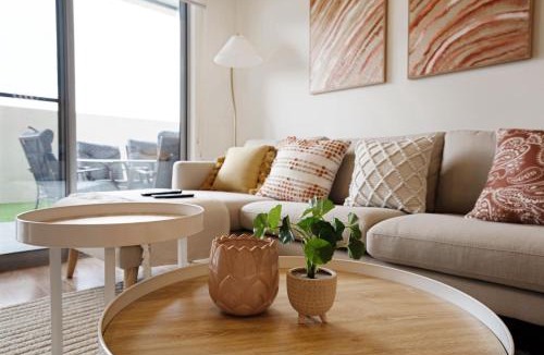 Wright Apartment | Ground Level 1-Bed: Courtyard & Alfresco Dining