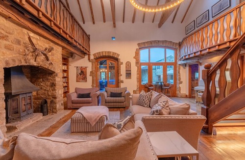 Ripley House | Harrogate House Retreat - Sleeps 31, Steam Room, 2 Hot tubs