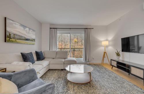 Beaupre Apartment | Initial - Mountain 302 - Ski-in-out MSA