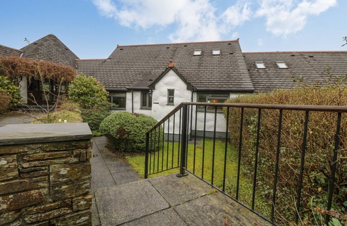 St Wenn House | JASMINE, family friendly, country holiday cottage in Wadebridge