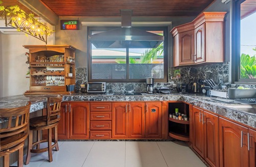 Penas Blancas Villa | Kaluma Macaw Farmstay Villa La Fortuna