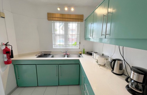Bain Boeuf House | Ken 19 in beautiful complex with pool. 100m from the beach