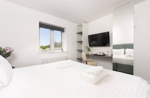 St Just Hotel | Kenidjack, B&B - a hotel room that sleeps 2 guests in 1 bedroom