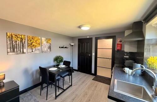 Leatherhead Apartment | Leatherhead Studios by WorkStay
