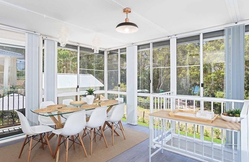 Nelson Bay House | Little Beach House, 4 James Crescent - Little Beach with air con, WiFi and boat parking