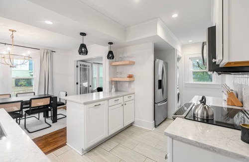 Fayetteville House | Location! - The Davidson - Charming Home in Fayetteville Historic District