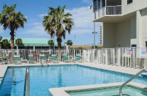 Destin Resort | LOWER LAST MINUTE WEEKDAY PRICE! Come relax in Destin without the crowds!