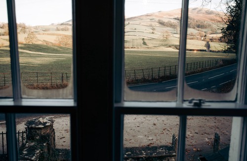 Sedbergh Cottage | Luxurious Cottage with Hot Tub. 19 miles from Windermere.