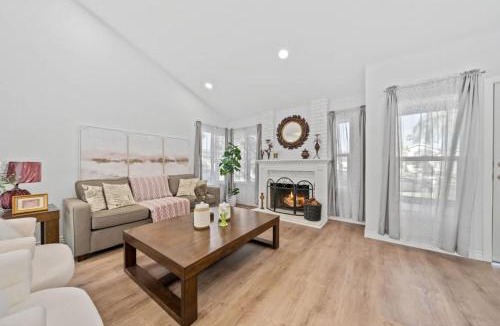Fullerton House | Marbella Lane Modern Home w Private Backyard