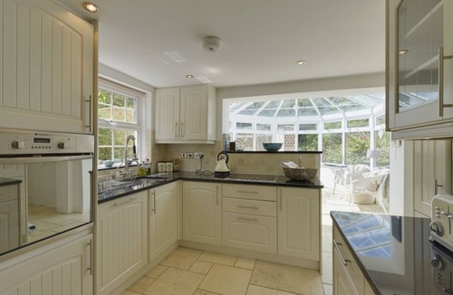 St Issey Cottage | MAYS COTTAGE, pet friendly, luxury holiday cottage in St Issey
