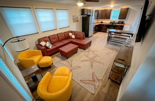 Corolla Cottage | Mellow For Shore-Built in 2023-3.5 Miles off pavement 4WD required-AIR DOWN!