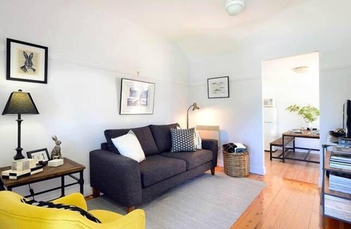 Hyams Beach Cottage | Minke Historic Whalers Cottage at Hyams Beach - The Whitest sand in the World!