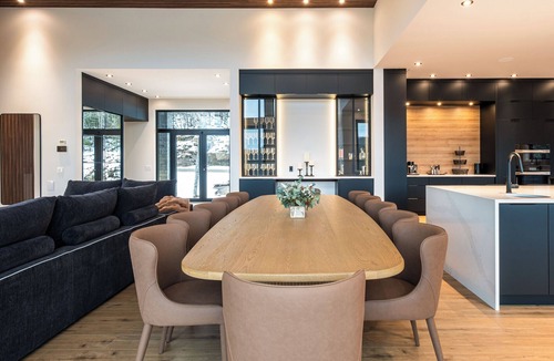 La Conception House | NEW! Chalet Mont-Steele | 5 Bedrooms | Hot Tub, Heated Pool & Game Room