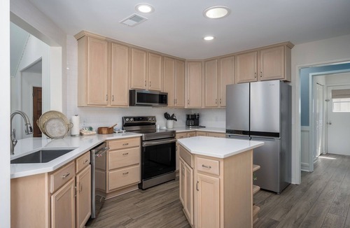 Heritage Woods House | New on VRBO, Beautifully updated, close to the beach, come make family memories!