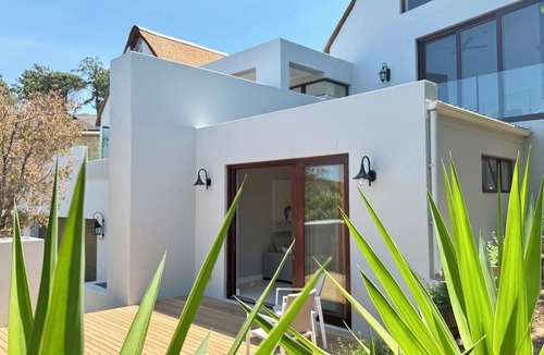 Helderberg Rural Apartment | New vacation apartment in an exclusive vacation home in the Winelands
