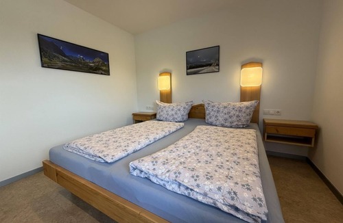 Leutasch Bed & Breakfast | No. 1, apartment/1 bedroom/shower, WC - Haus Schönberg