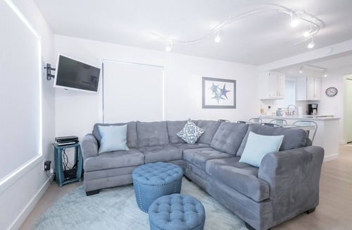 Seaside House | OCEAN FRONT: BEACHTOPIA: Both Units: Seaside Vacation Homes, Inc Managed